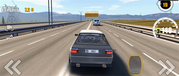 公路赛手最新版(Traffic Tour)游戏截图2